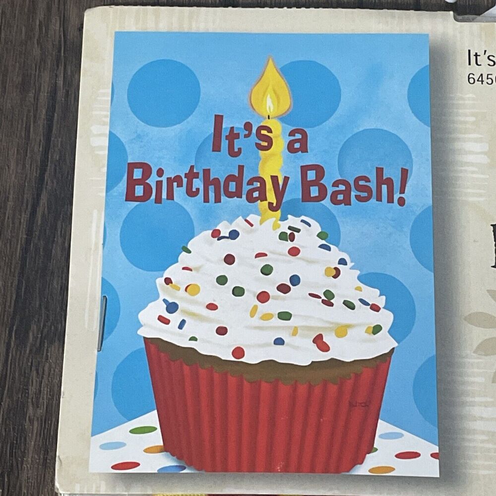New Russ David Sands Happy Birthday Bash flag 30 x 43" Cupcake Celebrate NWT
